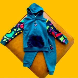 Toddler Nike Sweatsuit